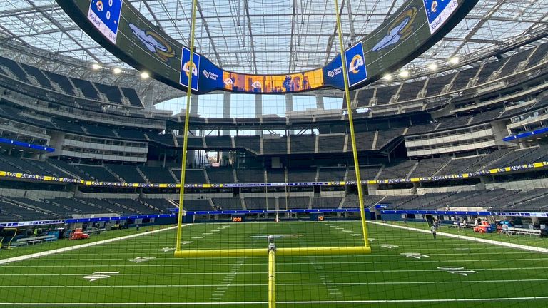 Ein gigantisches Stadion: das SoFi Stadium in Los Angeles. Neue Heimat der Rams und Chargers.