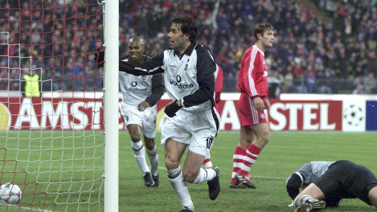 2001/2002: Ruud van Nistelrooy (Manchester United): 10 Tore