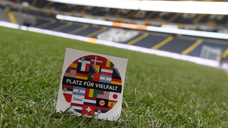 In der Bundesliga sind 63 Nationen  vertreten, am häufigsten: Deutschland (263), Österreich (32), Frankreich (26), Niederlande (24), Schweiz (17), Spanien(13). Dazu 11-mal: Belgien, Dänemark, Brasilien, 8-mal: Tschechien, USA