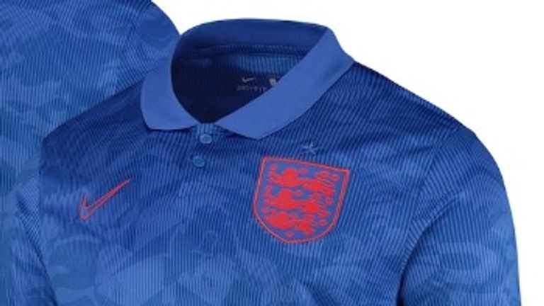 Auswärts laufen die ''Three Lions'' in blau auf. (Quelle: https://twitter.com/england)