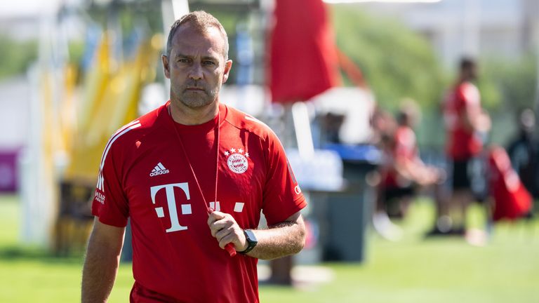 Wie startet Hansi Flick mit dem FC Bayern in die neue Saison?
