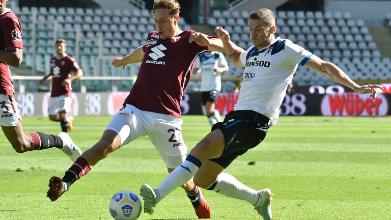 Gosens feiert mit Bergamo einen Sieg gegen den FC Turin.