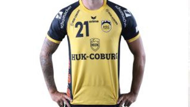 HSC 2000 Coburg - Das neue Heim-Trikot der Saison 2020/21 des Aufsteigers besticht durch ein auffallendes Design in den Vereinsfarben schwarz-gelb. Quelle: Shop HSC 2000 Coburg