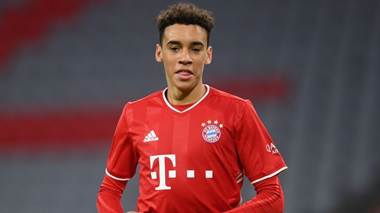 Platz 5: Jamal Musiala (FC Bayern München) am 18. Mai 2020, 17 Jahren, sechs Monaten und 23 Tagen.