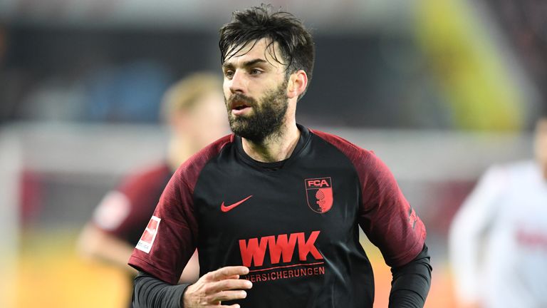 Jan Moravek (FC Augsburg) - schwere Muskelverletzung