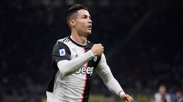 2. Juventus Turin (Saison 2018/19), Ausgaben: 262,6 Mio. Euro
Teuerster Neuzugang: Cristiano Ronaldo (117 Mio. Euro)