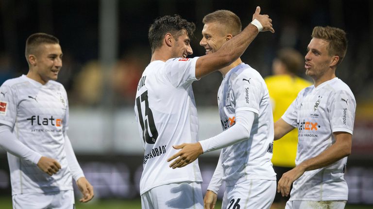 Borussia Mönchengladbach: Drei Testspiele gewannen die Fohlen deutlich mit 4:0 (+ 2:0 gegen Paderborn). Zuletzt gegen Venlo zeigte die Elf von Marco Rose eine gute Frühform. Eine bittere Niederlage gab es gegen Zweitligist Greuther Fürth.