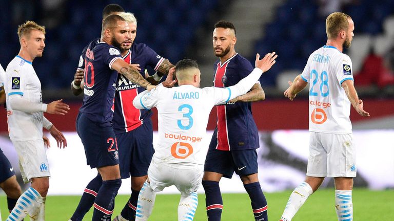 Neymar erhebt nach seiner Roten Karte gegen Marseille schwere Vorwürfe.