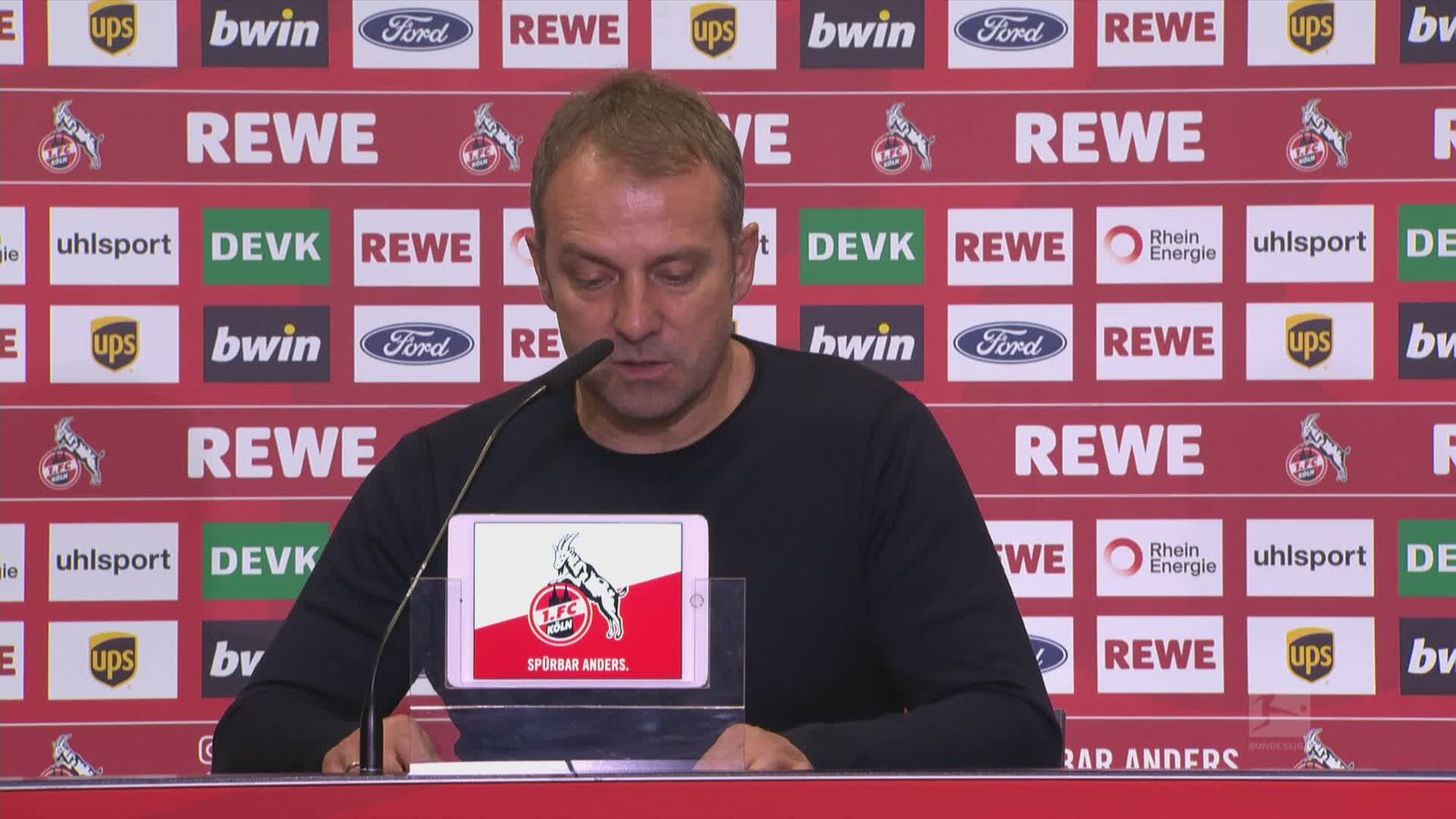 Bayern Video: Hansi Flick war mit dem Spiel nicht ...