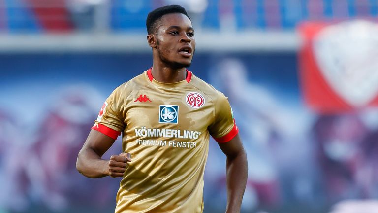 Ridle Baku wechselt innerhalb der Bundesliga.