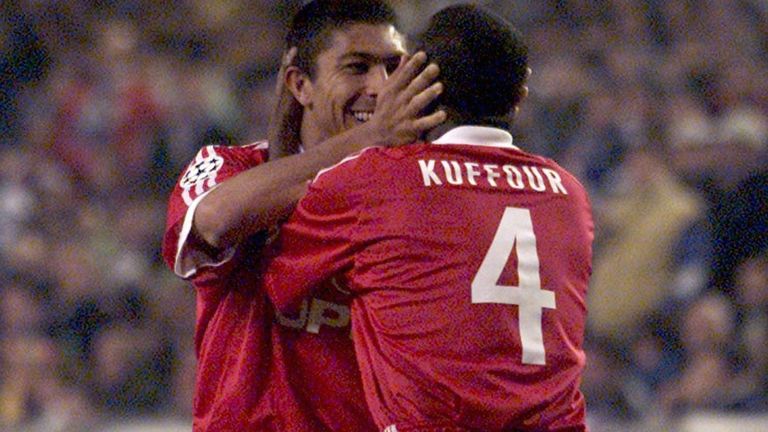Saison 2000/2001: Durch ein 0:1 zog der FC Bayern ins Finale der Champions League ein. Kurz nach dem Wiederanpfiff trafen die Münchener vor 75.000 Zuschauer das goldene Tor: 1:0 (Elber). 
