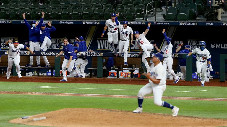 Die LA Dodgers gewinnen zum siebten Mal die World Series.