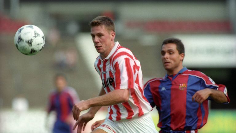 Auch der Sky Experte Erik Meijer spielte für PSV Eindhoven: Der Mittelstürmer war von 1993 bis 1995 in seinem Heimatland aktiv.