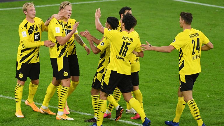 Zum Vergleich: Borussia Dortmund um Superstar Erling Haaland liegt mit Ausgaben von 698,86 Millionen Euro nur auf Platz 19.