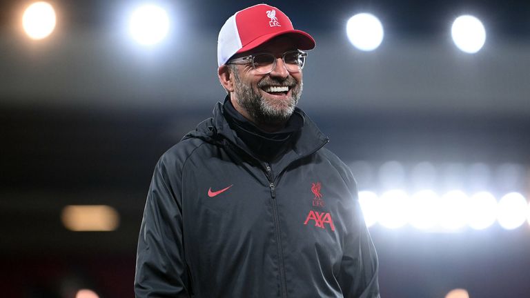 Liverpool: Gecoacht werden die Reds von Jürgen Klopp. Der  53-jährige Schwabe steht seit dem 08.10.2015 unter Vertrag und hat einen Punkteschnitt von 2,04