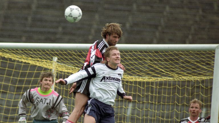 Mainz, Platz 1: Nummer 13 (42-mal) – Jürgen Klopp trug von 1990 bis 1992 die 13. Dimitri Lavalee hat seit seit dieser Saison inne.