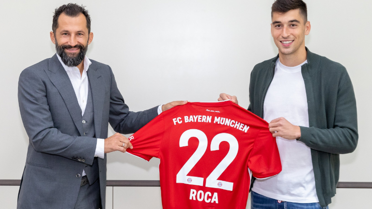 Marc Roca: Der 23-jährige defensive Mittelfeldspieler kommt von Espanyol Barcelona an die Isar und erhält die Nummer 22. (Quelle Bayern@twitter)