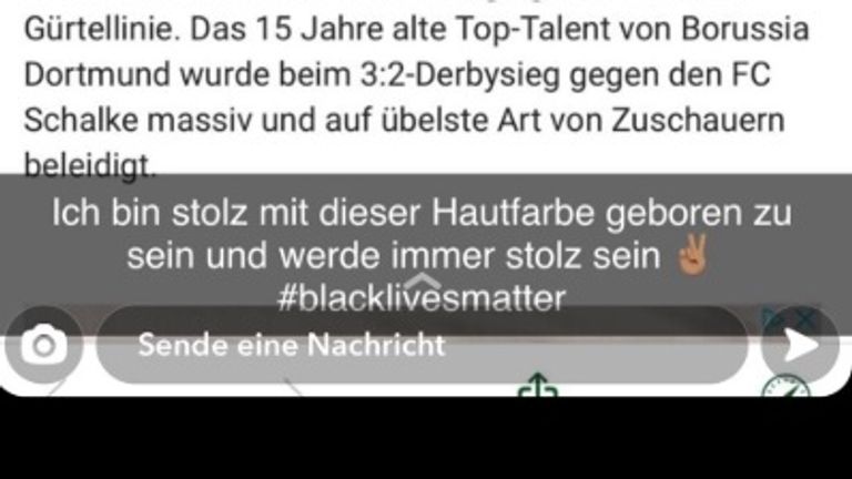 Youssoufa Moukoko reagiert auf die Beleidgungen der S04-Zuschauer. (Bildquelle: Instagram/@youssoufa_10)
