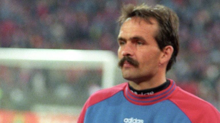 Michael Probst: 9. Dezember 1995 – Bundesligaspiel gegen Fortuna Düsseldorf (2:0) unter Trainer Otto Rehhagel