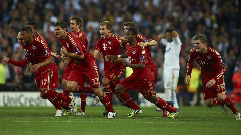 Saison 2011/2012: Schweinsteiger sichert dem FC Bayern durch den entscheidenden Elfmeter im Halbfinale das Finale Dahoam! Real Madrid gegen Bayern 1:3 i.E. Tore: 1:0+2:0 (Ronaldo), 2:1 (Robben). Elfmeter zum 1:3 (Schweinsteiger). 