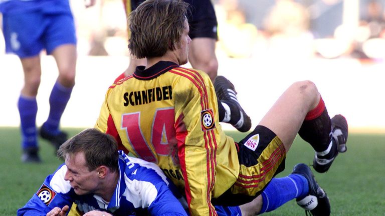 Stuttgart, Platz 3: Nummer 14 (26-mal) – Thomas Schneider lief von 1994 bis 2003 mit er 14 auf. Weitere VfB-Legenden waren Gerhard Poschner und Fritz Walter.