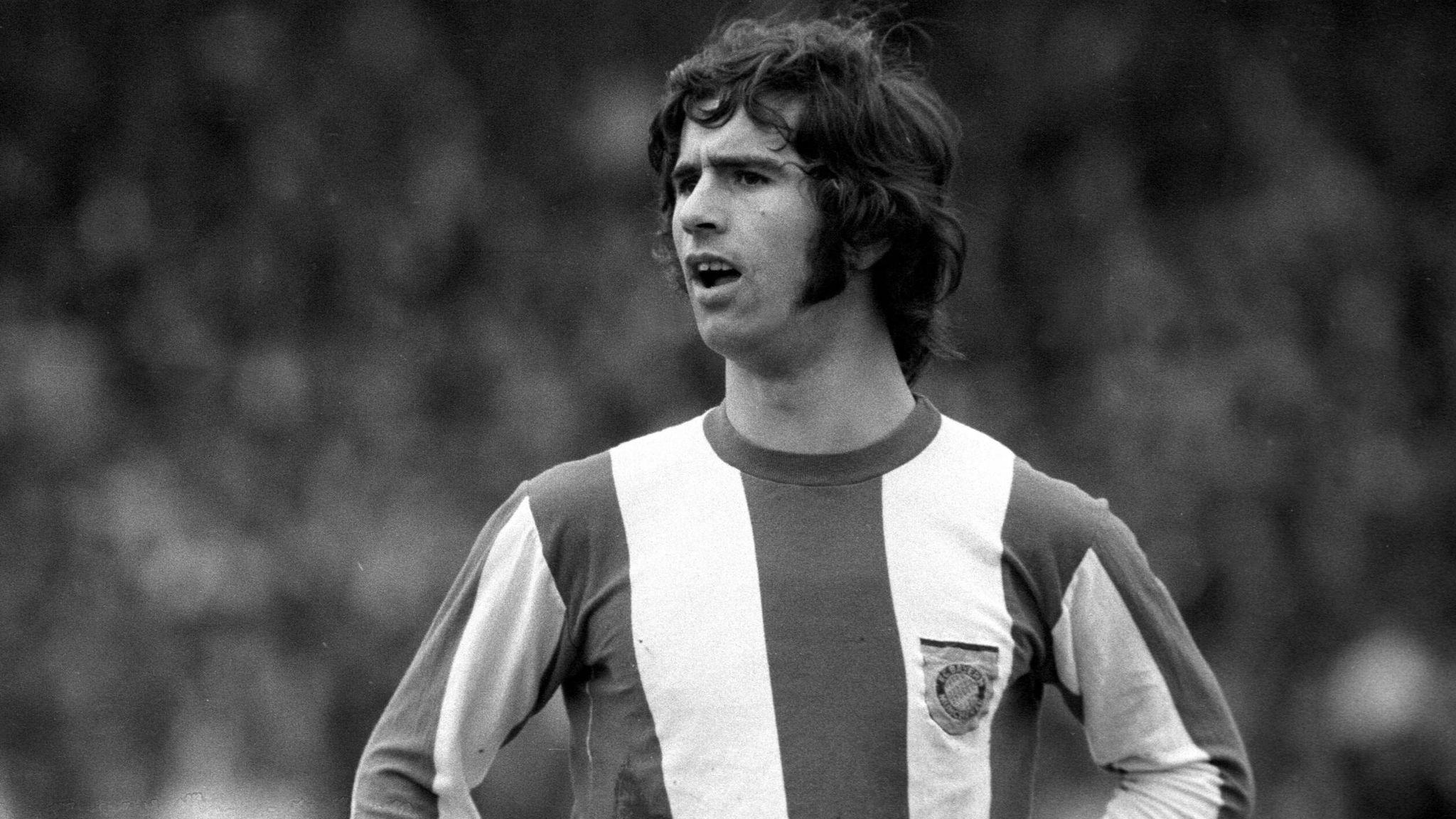 Fußball News: Rekord-Mann Gerd Müller feiert 75. Geburtstag | Fußball ...