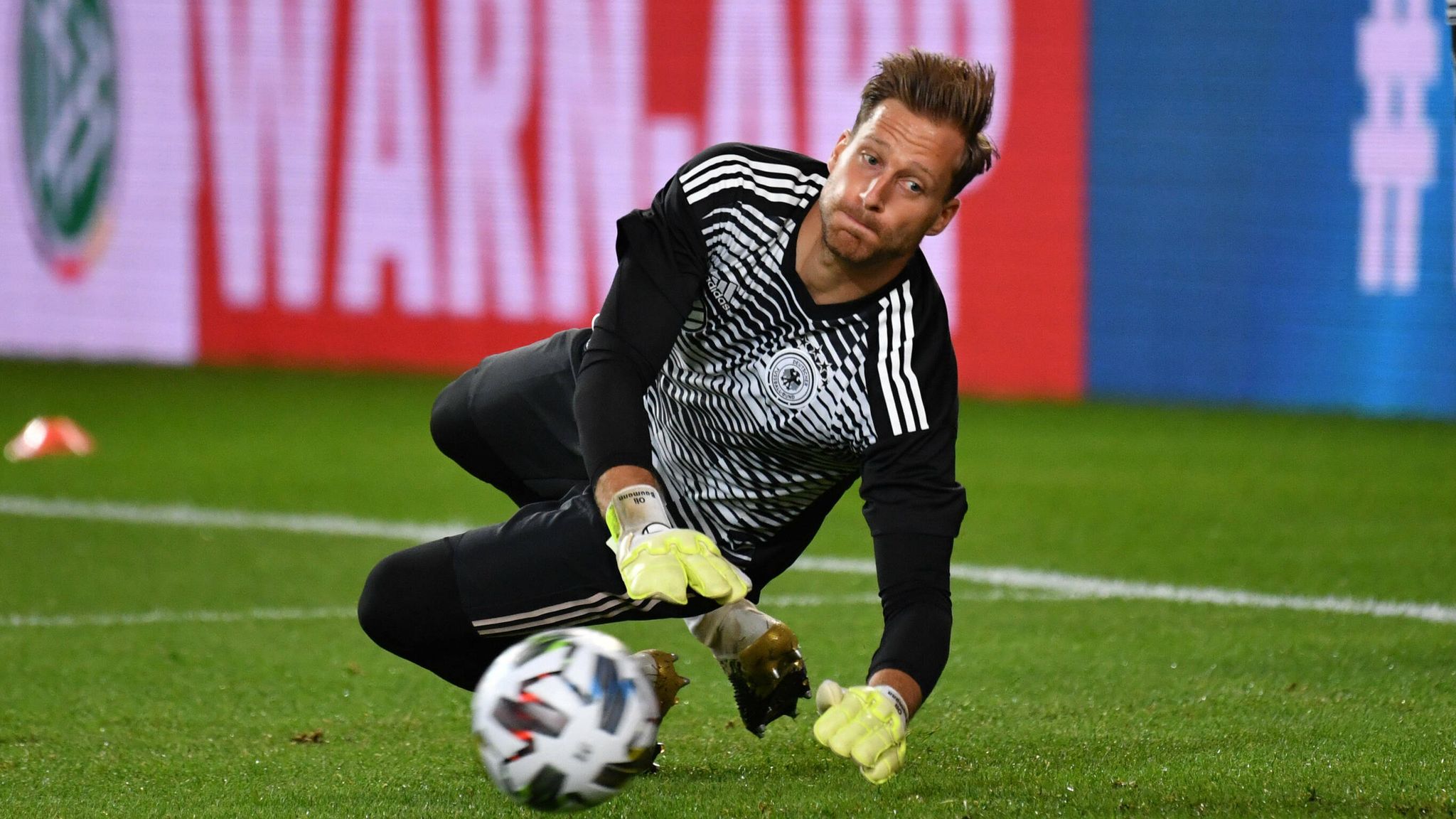 Oliver Baumann verlässt DFBTeam & begibt sich in häusliche Quarantäne