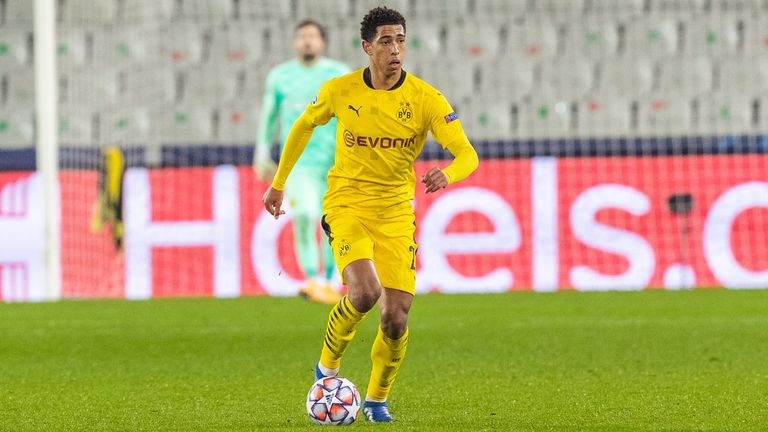 Mittelfeld: Jude Bellingham von Borussia Dortmund, 17 Jahre, zwei Monate und 21 Tage.