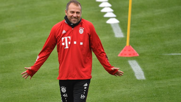 Starke Champions-League-Bilanz: 3,9 Tore pro Spiel in der CL ist neuer Rekord! (Zuvor PSG mit 3,4). Die längste Siegesserie der Königsklasse: Bayern gewinnt alle elf Spiele (Real 2013/2014, 2014/2015 und Bayern 2012/2013 beide jeweils 10 Siege).