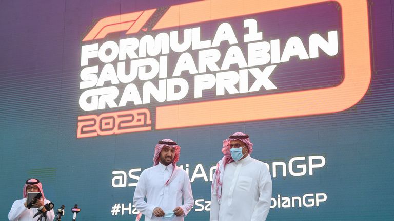 2021 soll bereits ein Rennen in Saudi-Arabien stattfinden.