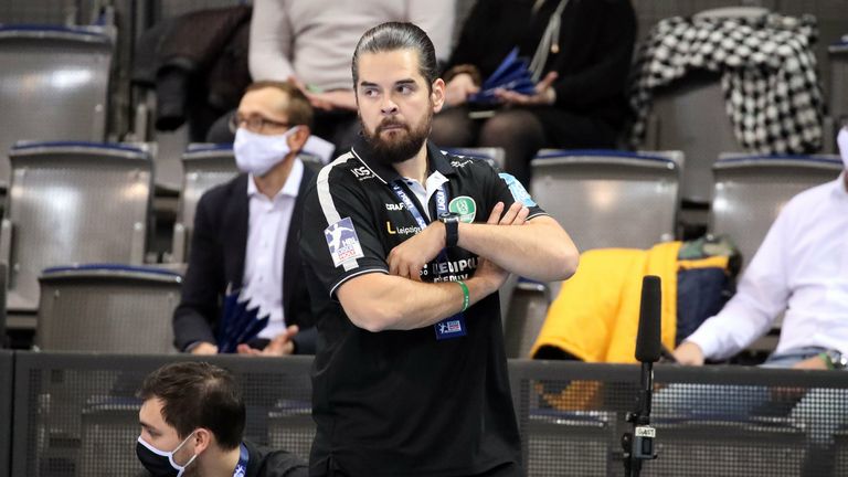 Milos Putera, Trainer SC DHFK Leipzig, und sein Team müssen ihre Partien verschieben.