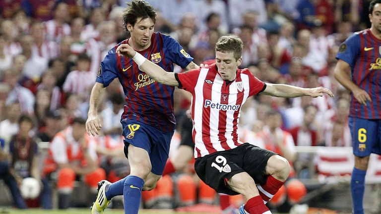 Durch zwei Kreuzbandrisse (2015 und 2017) geriet die Karriere von Muniain allerdings ins Stocken. Immerhin hat er den Status als Vereinsikone von Athletic Bilbao, für das er Anfang des Jahres sein 400. Pflichtspiel bestritten hatte, sicher.