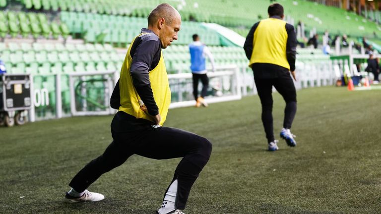 Arjen Robben will noch einmal beim FC Groningen angreifen.