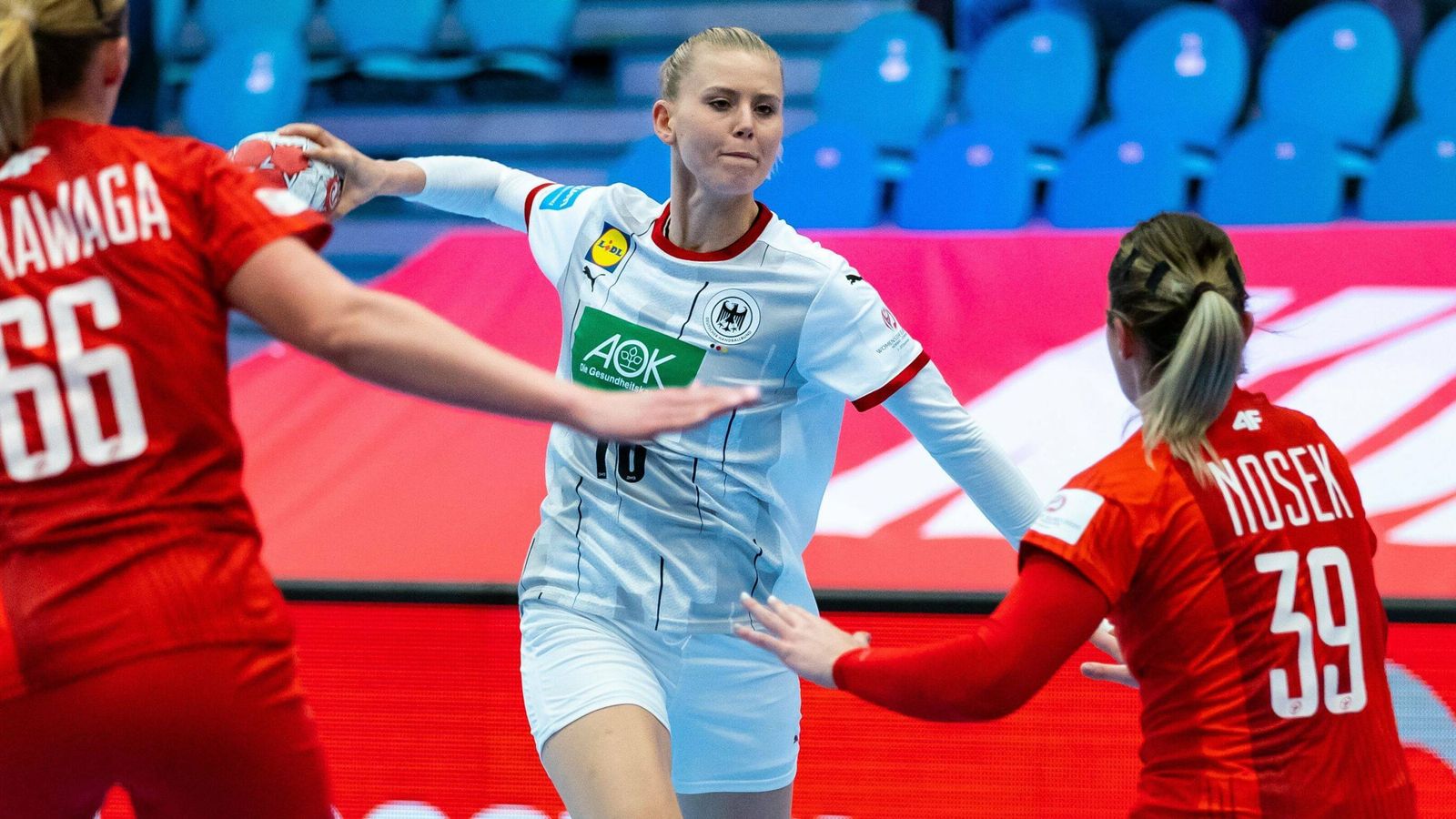 Handball EM Frauen DHB-Team erreicht EM-Hauptrunde nach Polen-Remis Handball News Sky Sport