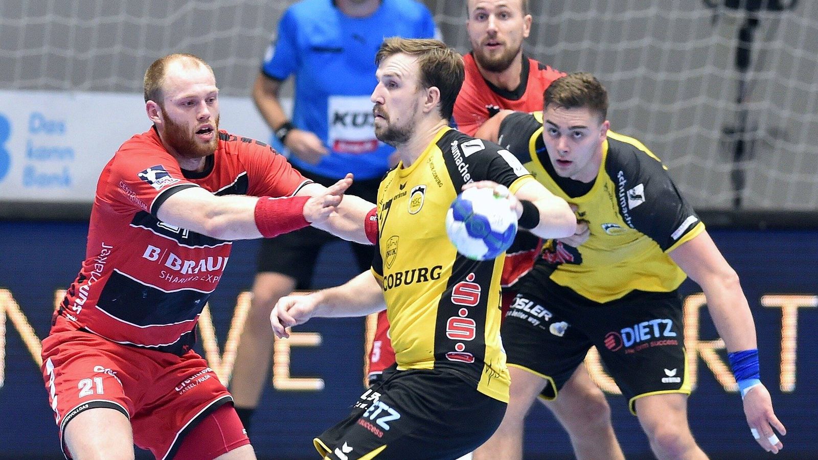 Handball-Bundesliga: Coburg mit erstem Sieg, Stuttgart auf ...