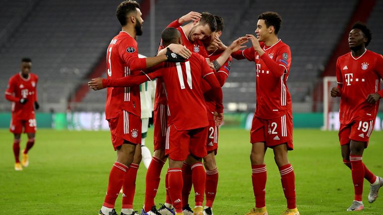 Bundesligist FC Bayern München bleibt zum dritten Mal in Folge ungeschlagen in der Gruppenphase. Insgesamt 16 Punkte holt der Rekordmeister in Gruppe A. Nur in der letzten Saison holt der FCB mehr Punkte (18).