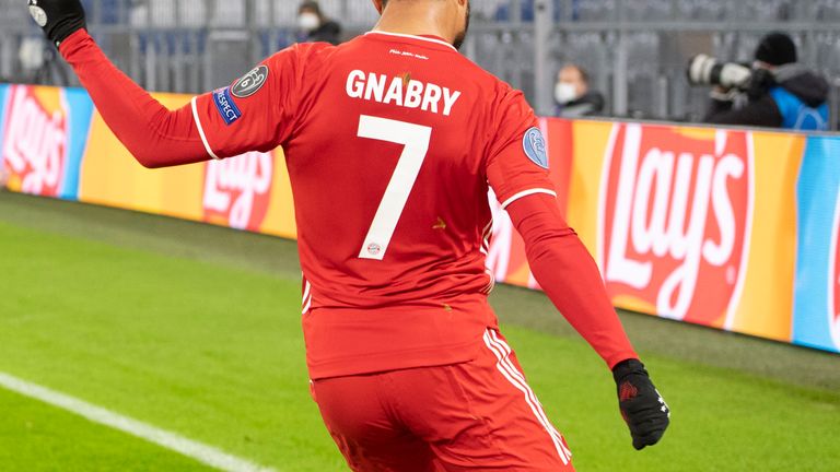 Comeback-Qualitäten: Der FC Bayern geriet in jedem der letzten sieben Spiele mit 0:1 in Rückstand (negativer Vereinsrekord), holte danach aber noch 15 Punkte - Ligabestwert! Nie zuvor holte ein Team in sieben BL-Spielen in Serie einen Rückstand auf.