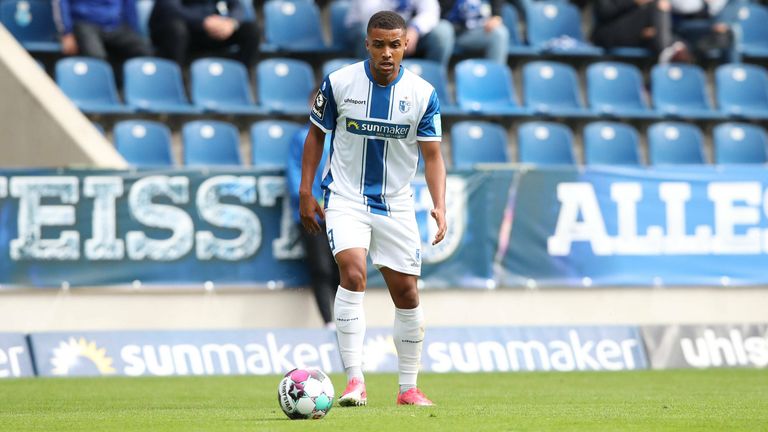 BANK: Leon BELL BELL (1. FC Magdeburg)