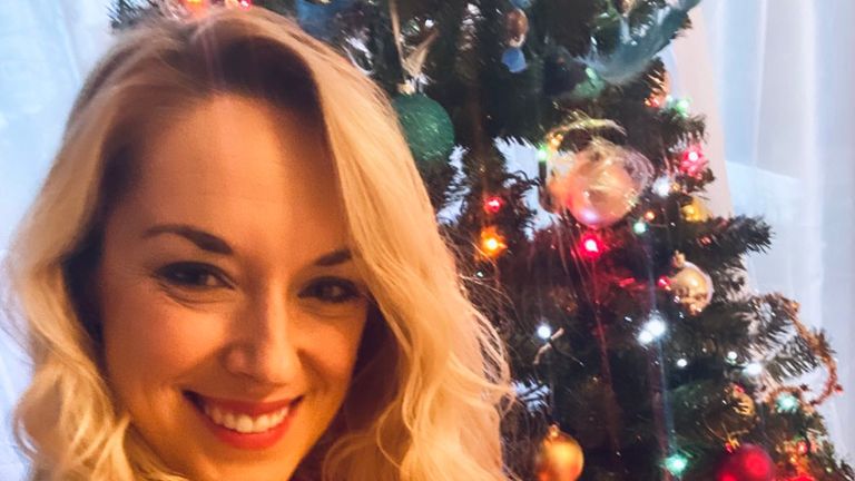 Bei Sabine Lisicki liegen ein paar Geschenke unter dem Baum. (Quelle: https://twitter.com/sabinelisicki)