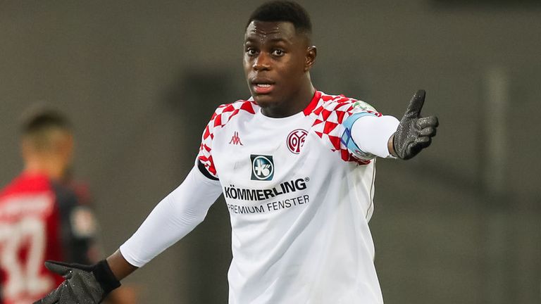 PLATZ 12: Moussa Niakhate (FSV Mainz 05), Maximaltempo: 34,8 km/h