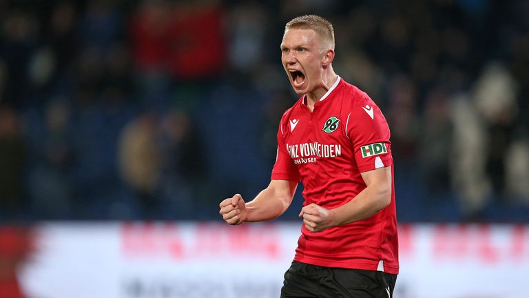 BANK: Philipp Ochs (Hannover 96)
