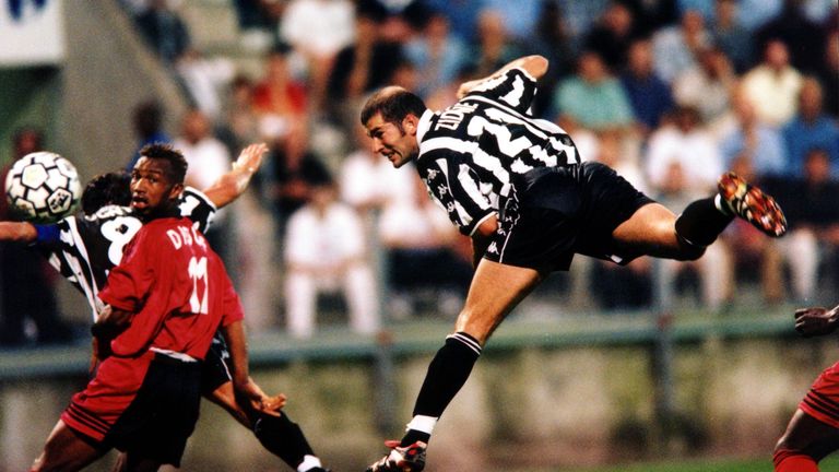 World Footballer 2000: Zinedine Zidane (Francia, Juventus Torino)