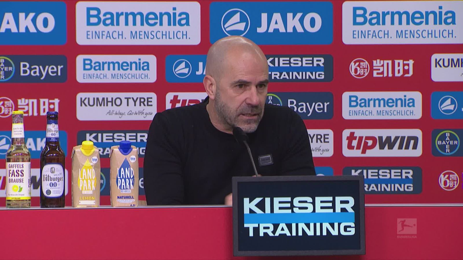 Bayer Leverkusen Video: Trainer Peter Bosz zum Sieg gegen ...