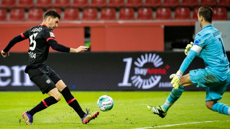 Platz sieben: Lucas Alario (Bayer 04 Leverkusen) 82,0 Minuten pro Tor (acht Tore aus 13 Spielen) 