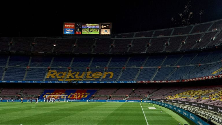 Platz 1: Camp Nou, Barcelona (99.354 Plätze)