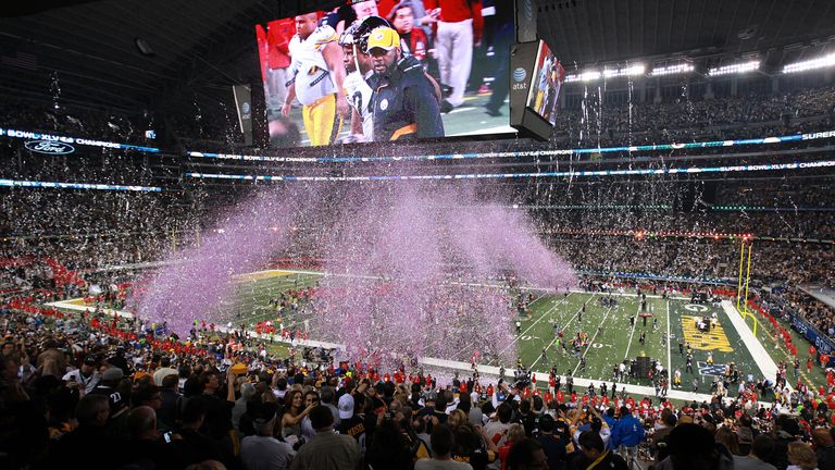 2011 - Cowboys Stadium (Dallas, Kapazität: 80.000 Plätze) - Green Bay Packers - Pittsburgh Steelers 31:25