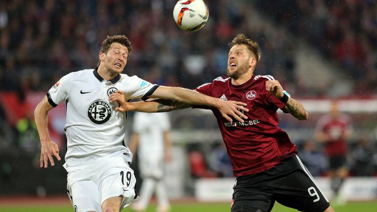 Mit der Eintracht musste Abraham in der Saison 2015/16  wie schon während seiner Zeit bei Hoffenheim erneut in die Relegation und schaffte es gegen den 1. FC Nürnberg, wieder den Abstieg zu verhinder