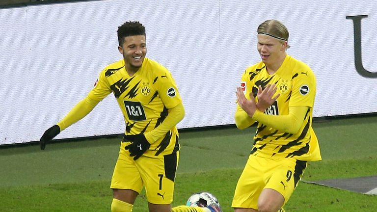 Jadon Sancho (l.) und Erling Haaland (r.) lassen den BVB von Titeln träumen.