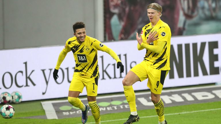 Platz 12: Borussia Dortmund - 265,7 Millionen € (im Vorjahr: 371,7 Mio €)