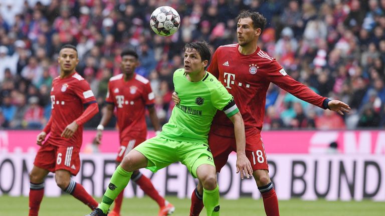 Zwischen 2017 und 2019 kickte Hannover 96 in der ersten Liga und traf viermal auf die Bayern: Vier Spiele, vier Niederlagen, zwei Tore, null Punkte. 